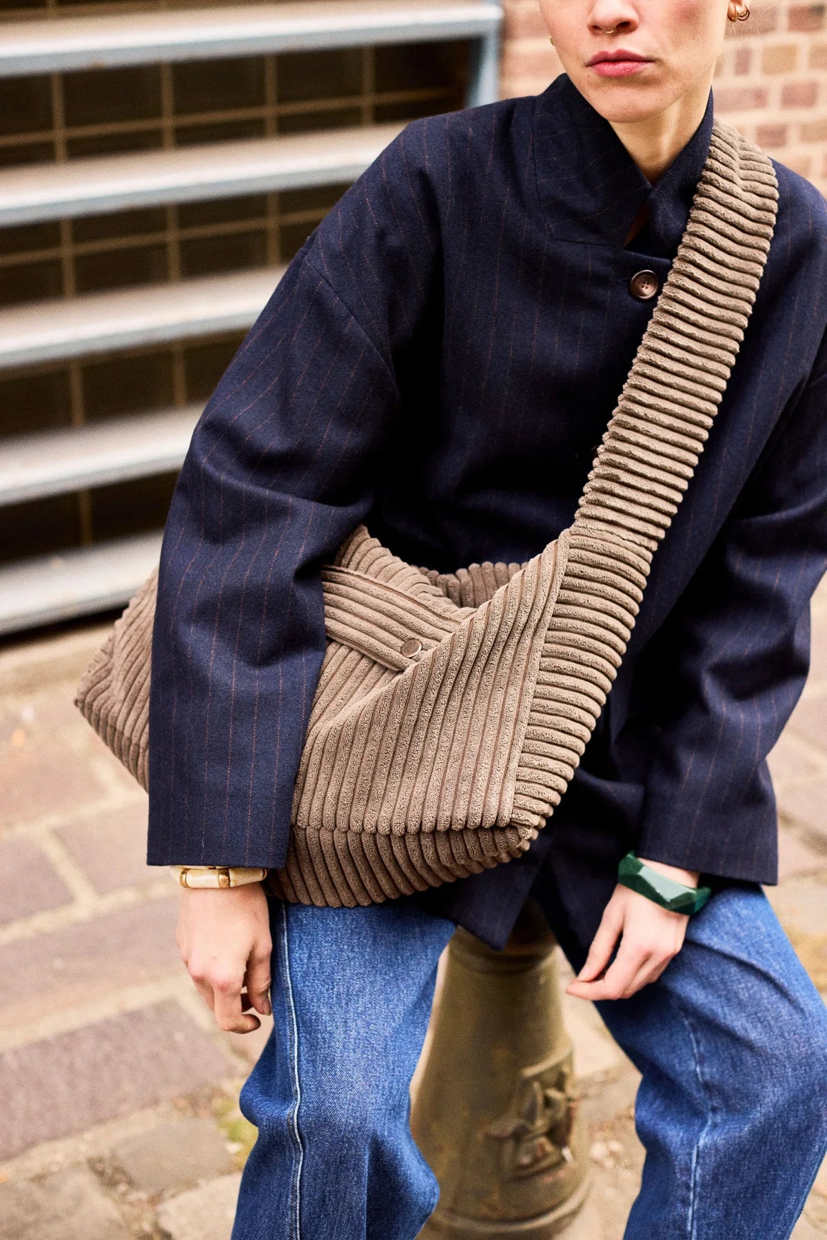 sac besace femme velours gris polly