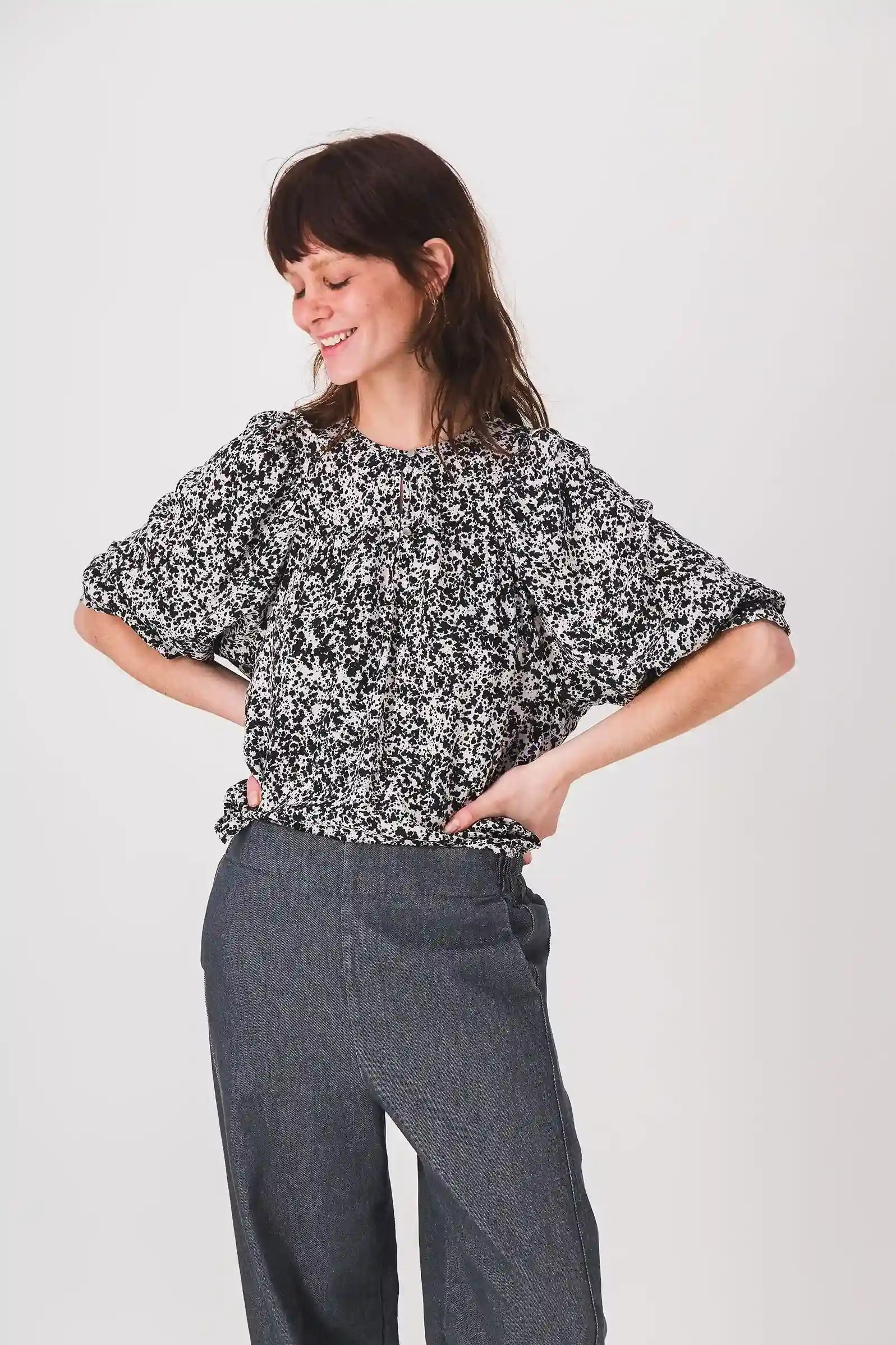 blouse_imprime_noir_blouse_fifi_pe25