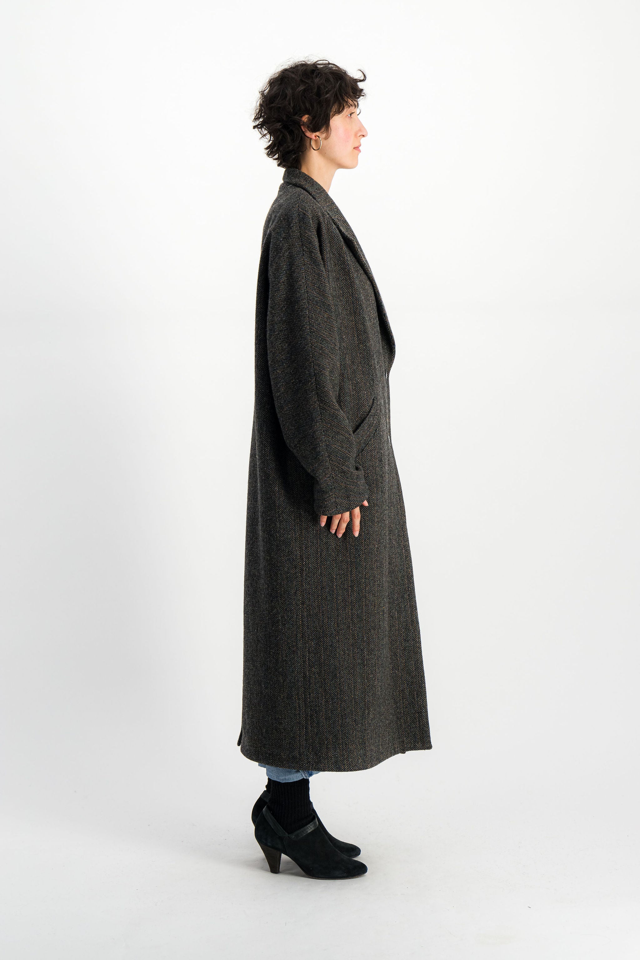 NIKILIE COAT