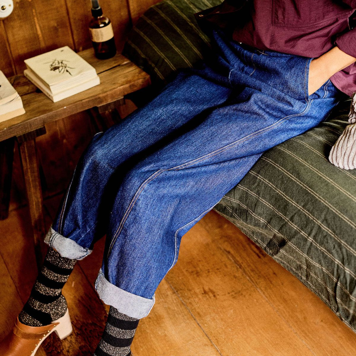 Jean-bleu-fonce-femme-esteban-denim-pantalon_Sixsoeurs_Ah26bd3.jpg