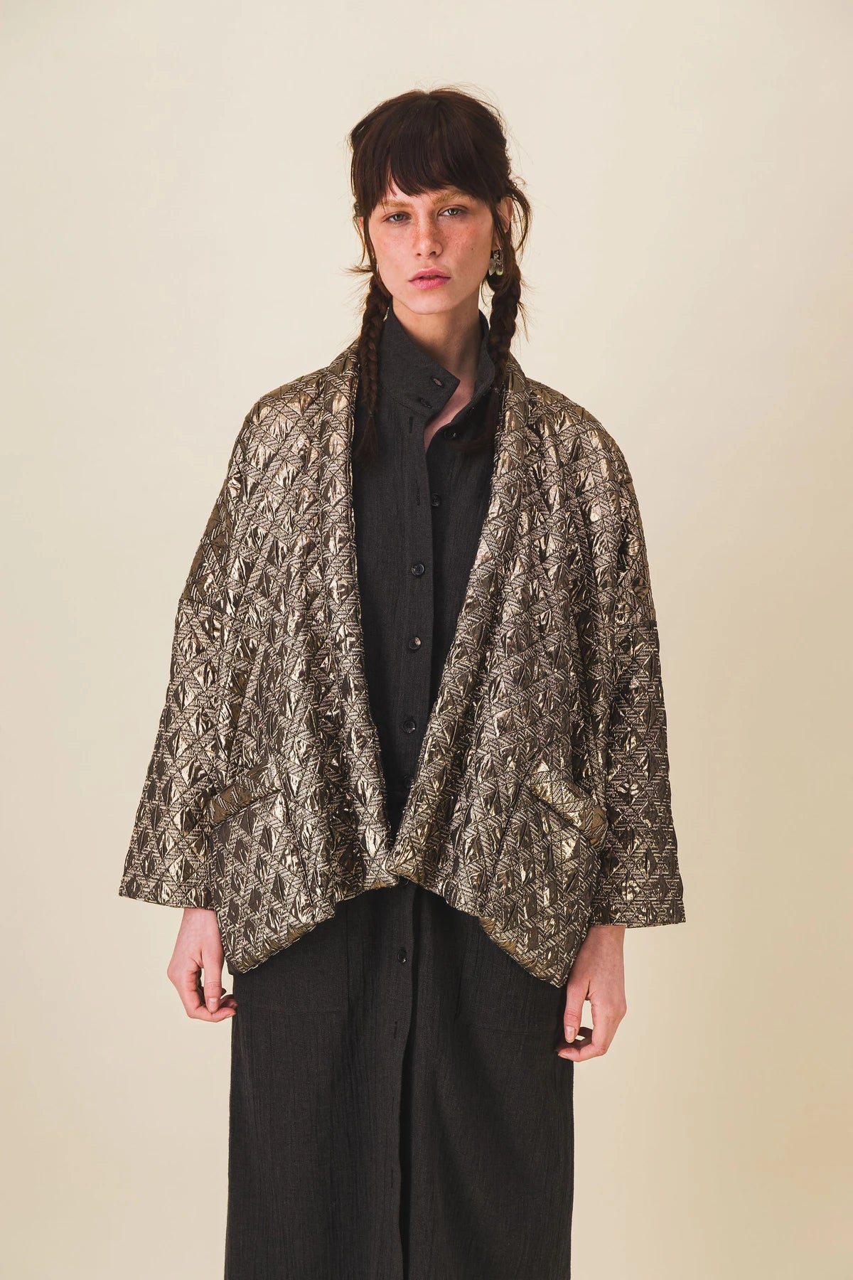 Kimono-femme-dore-vinnie_Ah25_4.webp