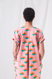 robe_ample_et_longue_rose__pe25