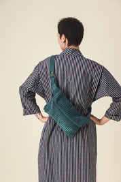 ANGELE V FANNY PACK