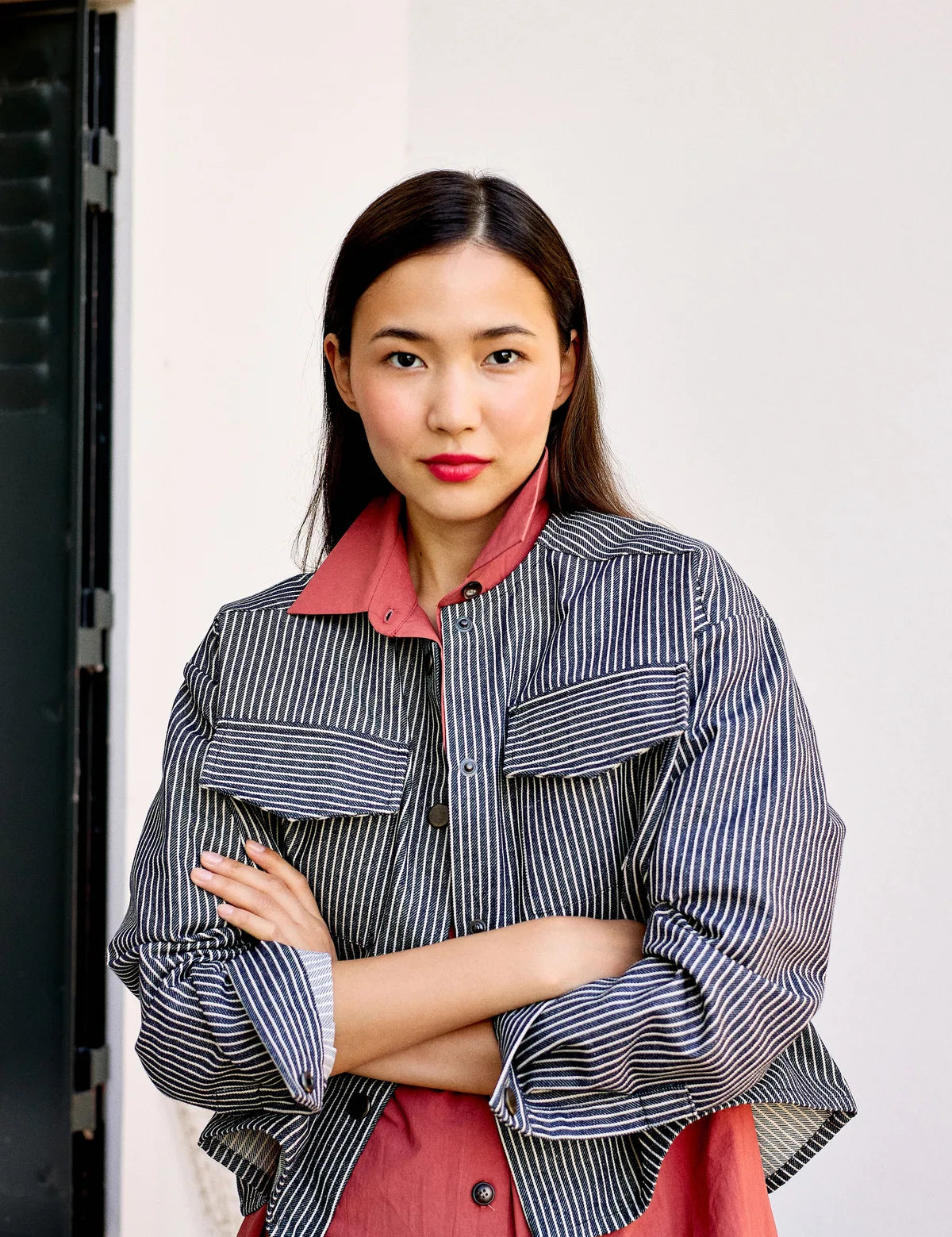 Sixsoeurs-made-in-france-pe26-veste-femme-atelier-paris1.webp