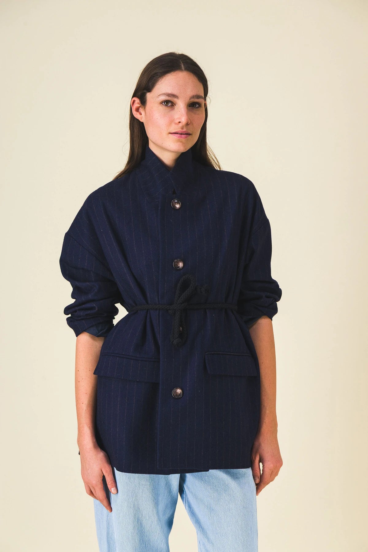 Veste-laine-marine-mitsouko_Ah25bd_11.webp