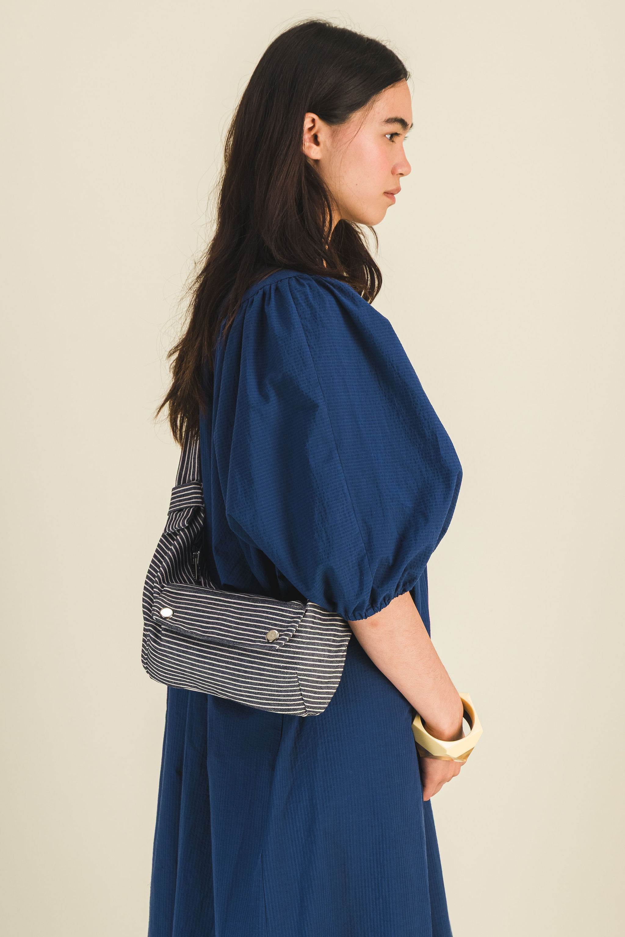 sac-banane-toile-rayee-femme-hamac-4.jpg